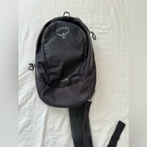 Osprey sling cross body bag